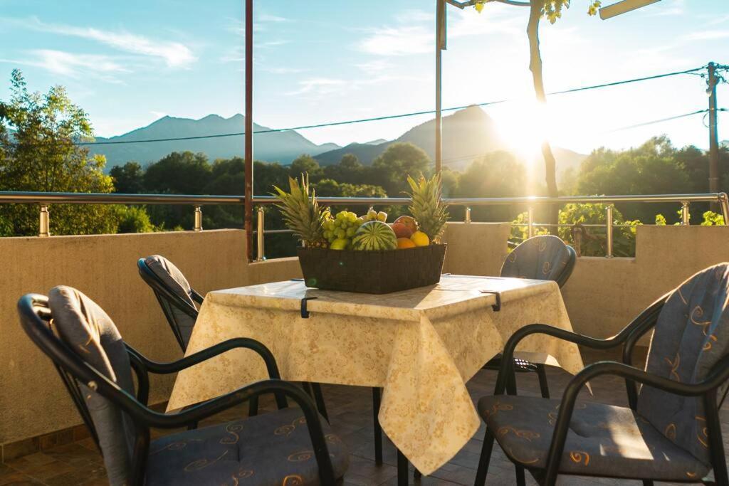 Pavle'S Oasis Villa เวียร์ปาซาร์ ภายนอก รูปภาพ
